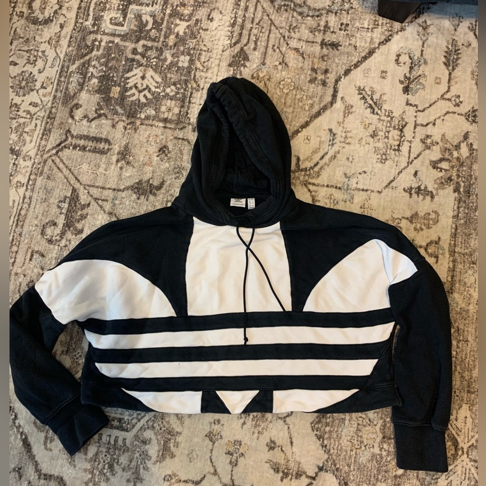 Adidas originals women’s cropped hoodie large logo size M